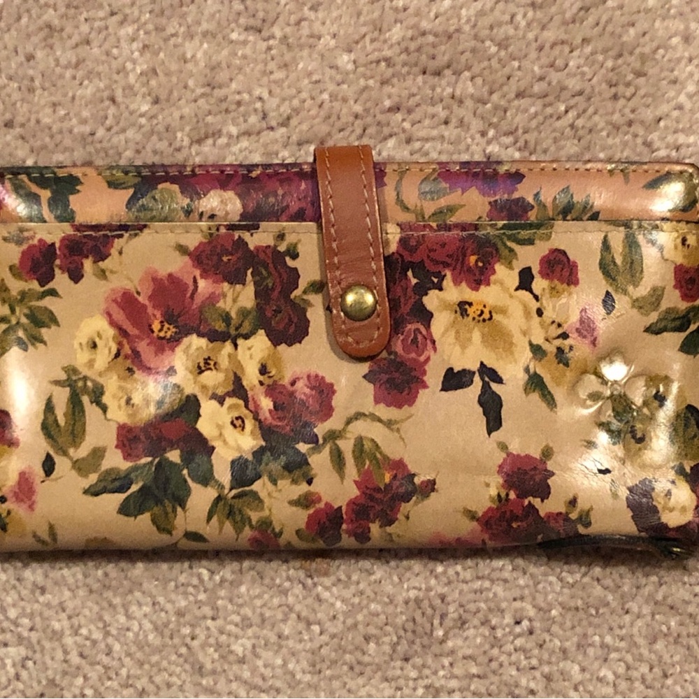 Patricia Nash Floral Leather Wallet - Cream and Brown